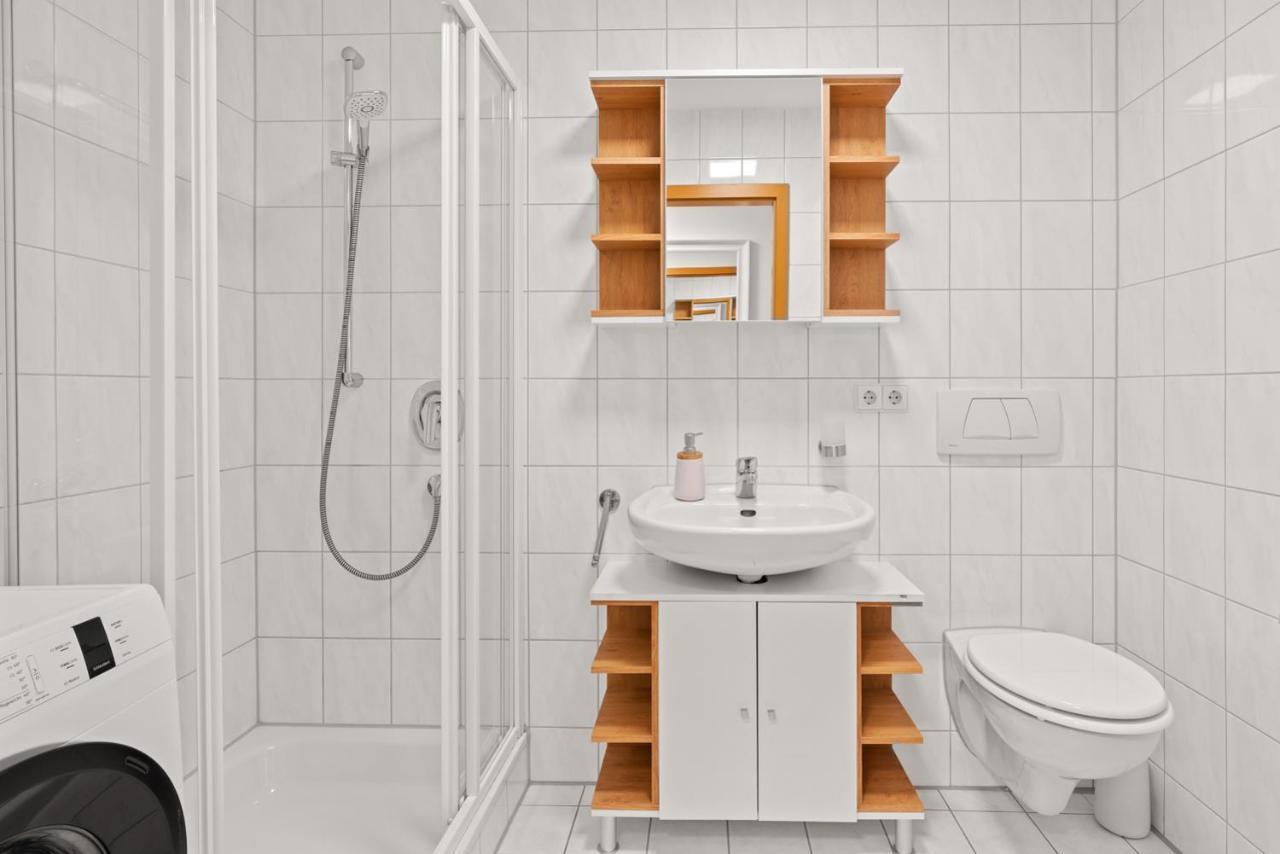 Ttp Apartment 6 Friedrichshafen Esterno foto